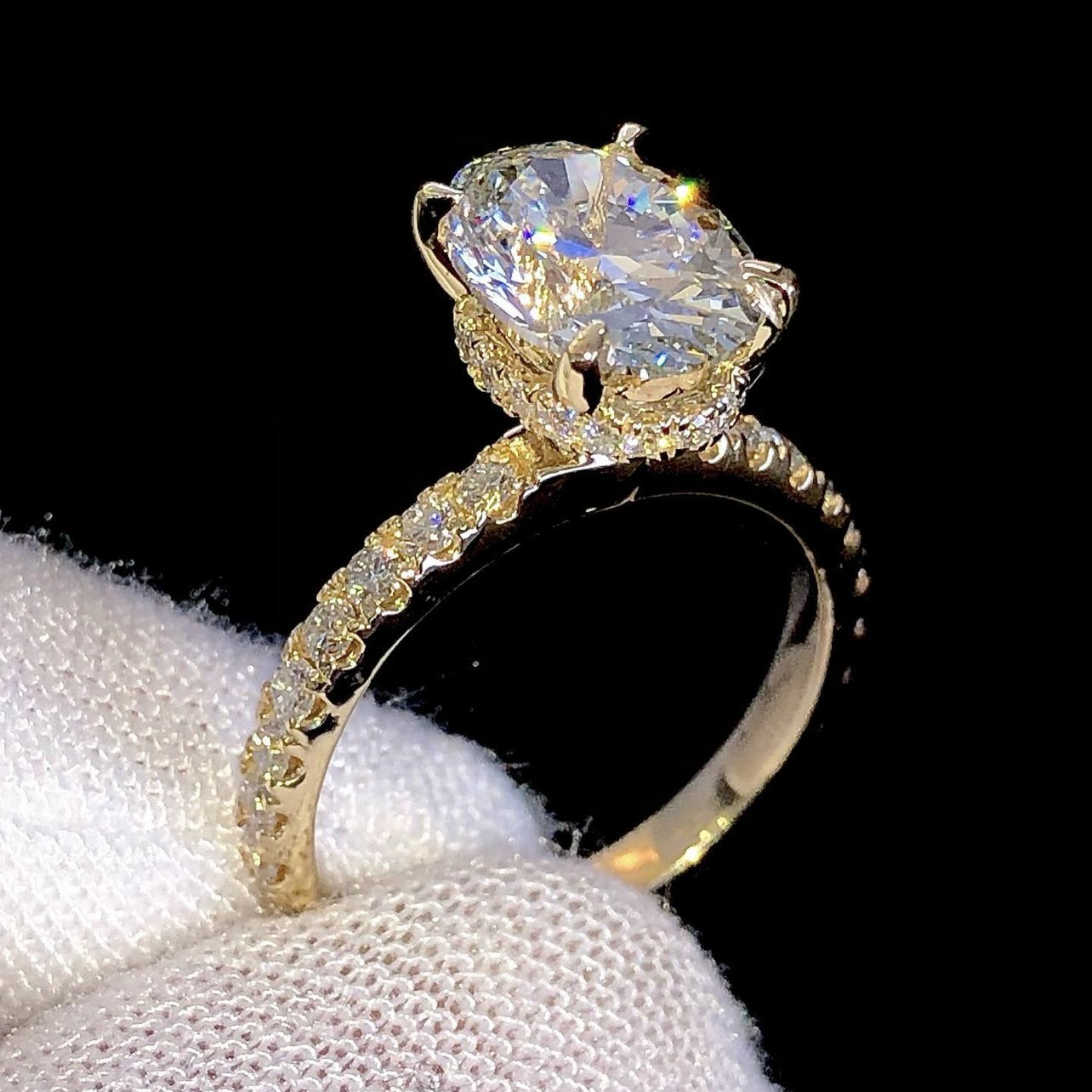 Bague de fiançailles en or massif 18 carats avec diamants moissanites taille ovale 1 carat et 2 carats