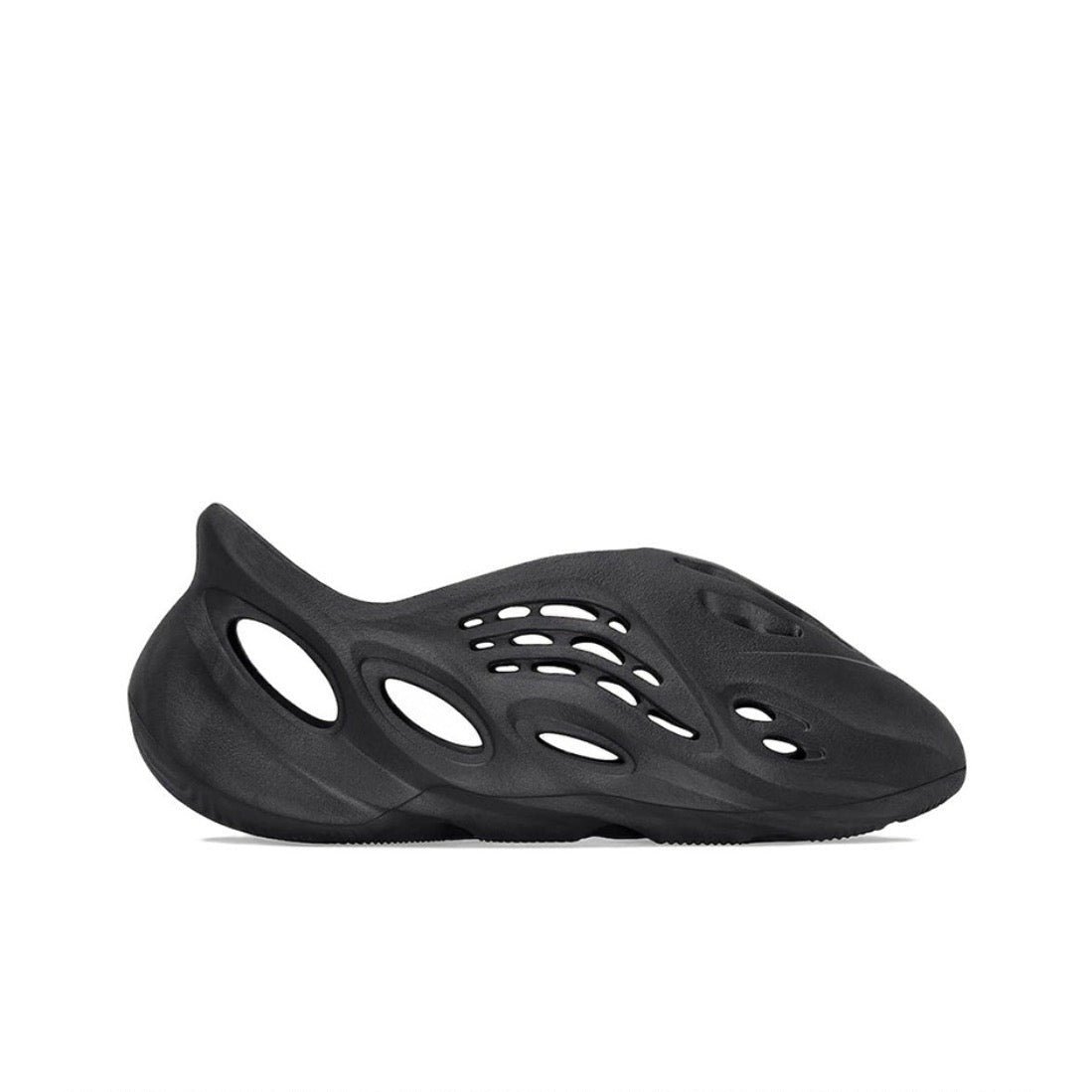 YZY Comfort Foam Runner "Onyx Black"