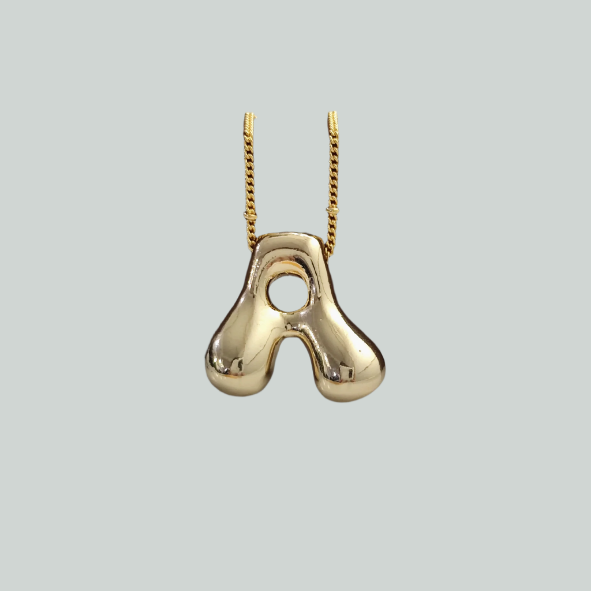 Collier à lettres initiales Chubby Bubble de VVS Jewelry™