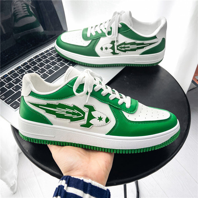 Lässige Sneakers mit kreativem Raketenelement