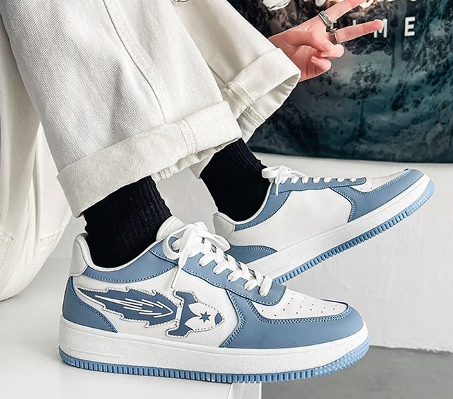 Lässige Sneakers mit kreativem Raketenelement