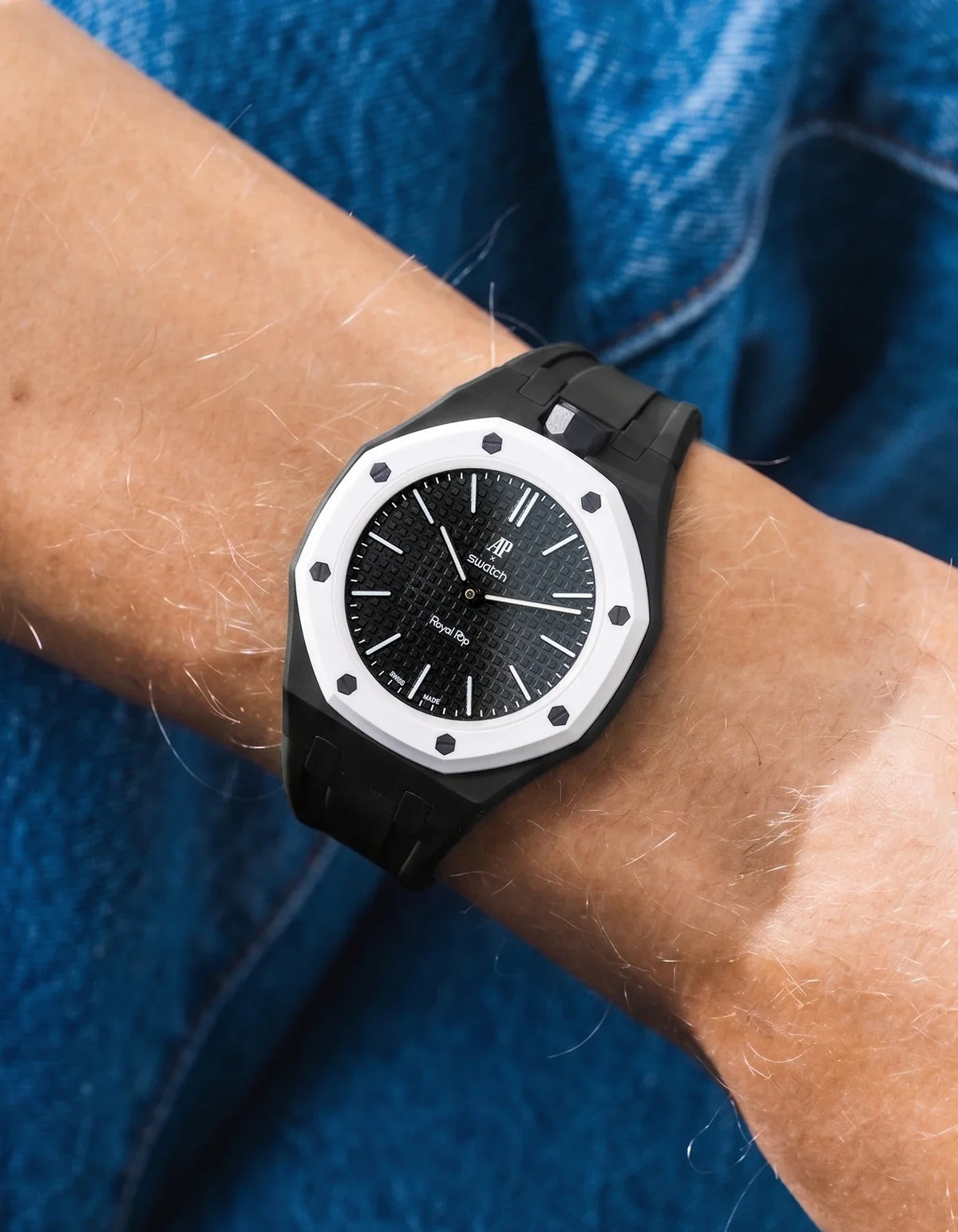 combo::black::rubber-strap-for-ap-x-swatch-royal-pop-black