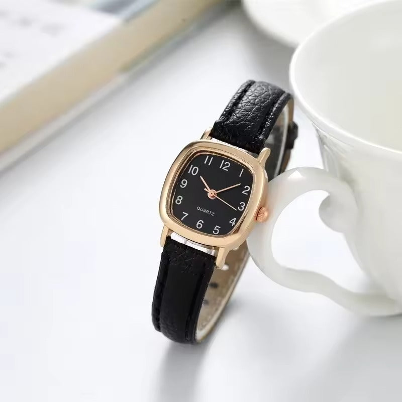 Montre femme rétro carrée marron avec bracelet en cuir