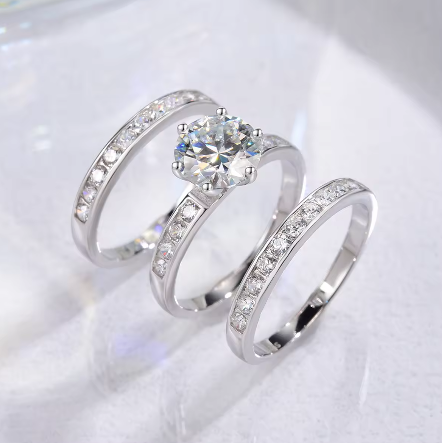 Bague en argent sterling 925 avec moissanite et diamants à trois rangées de 2 carats
