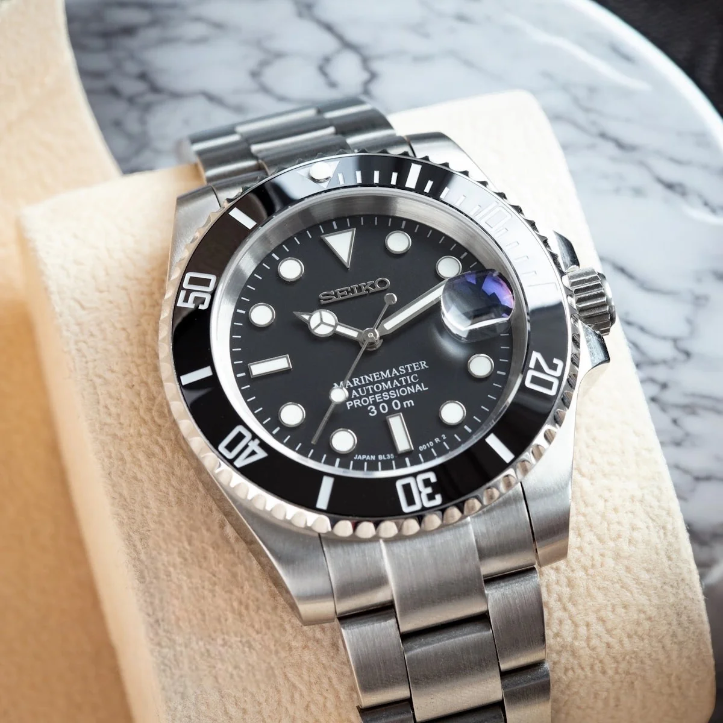 SEIKO MOD SUBMARINER | BLACK STEEL