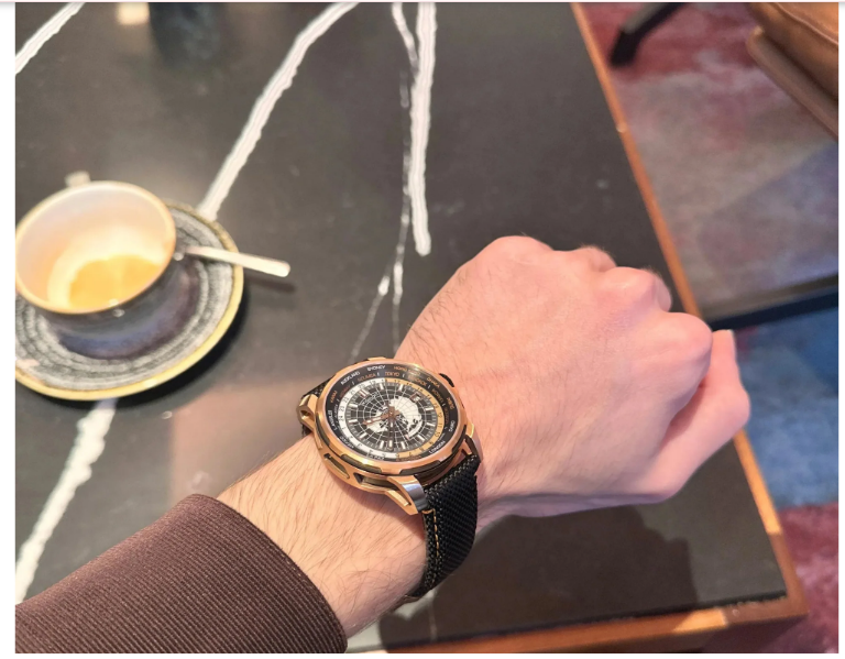 VVS Watches™ Voyager | Earth GMT