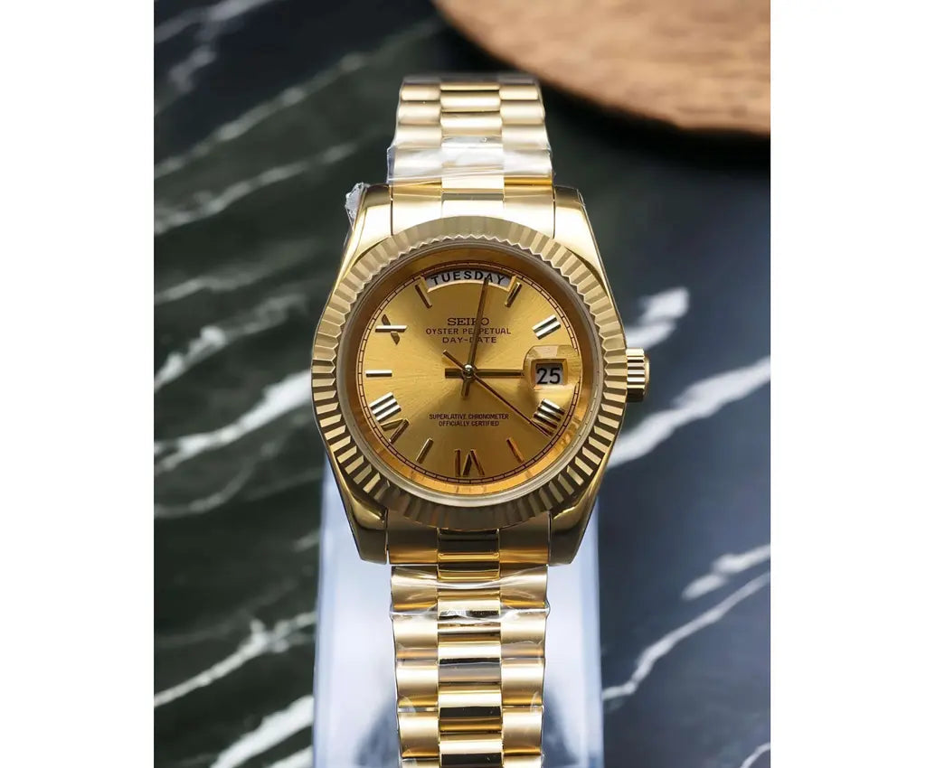 Seikojust Watch - Gold