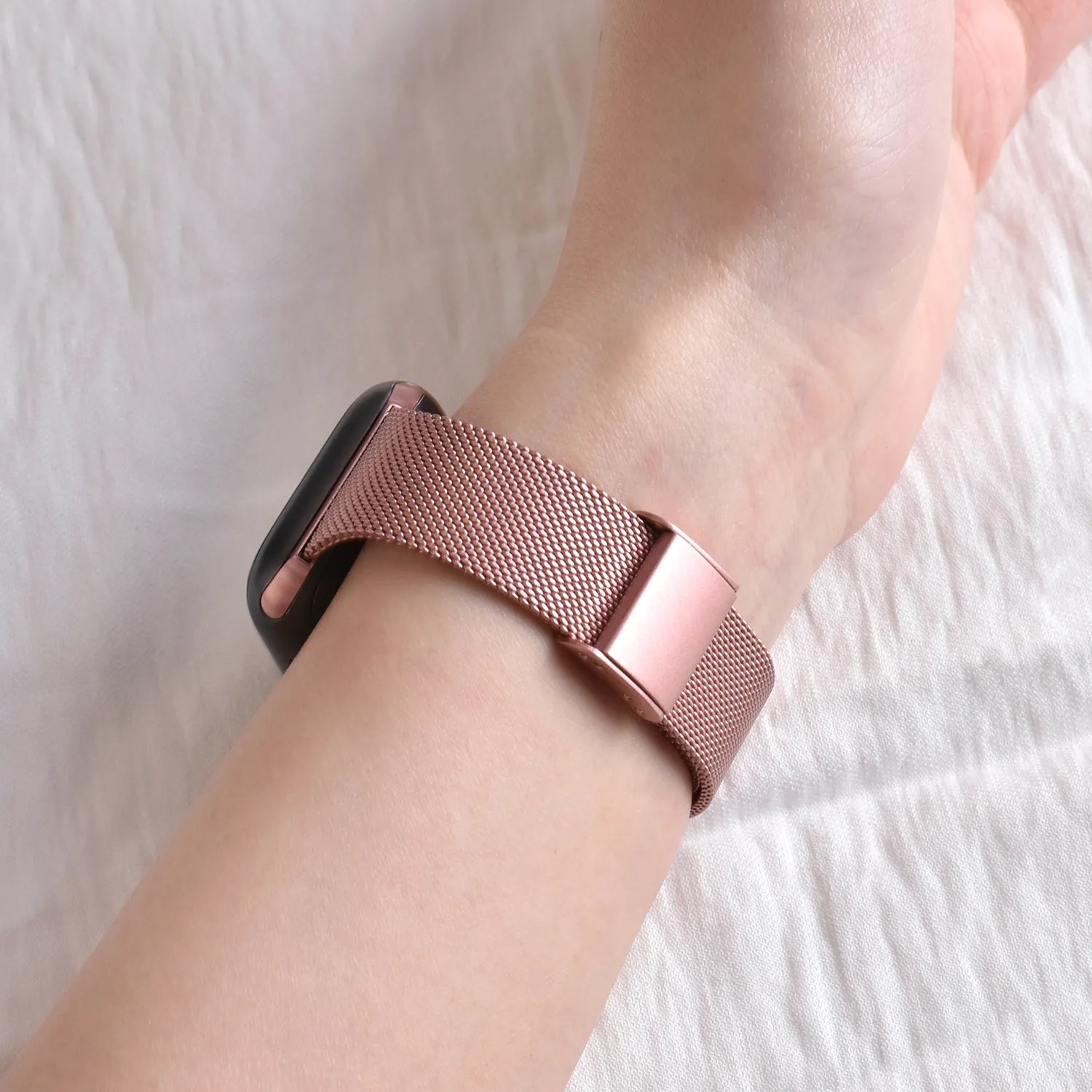 Slim Fit Metal Apple Watch Band