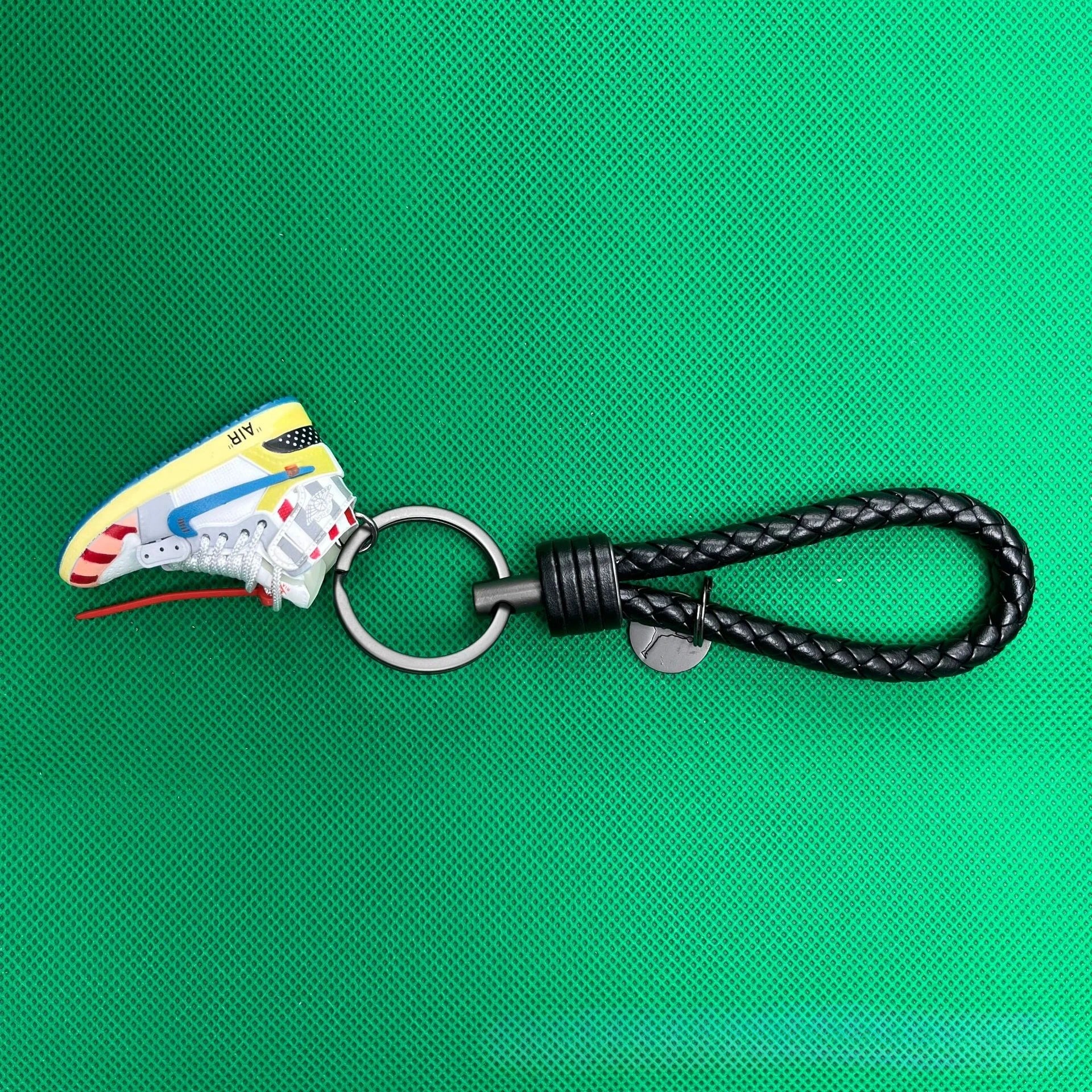 Miniature Air Jordan Keychain – Ultimate Gift for Basketball Fans