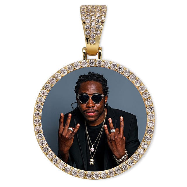 VVS Jewelry hip hop jewelry Iced Engraved Custom Circle Photo Pendant